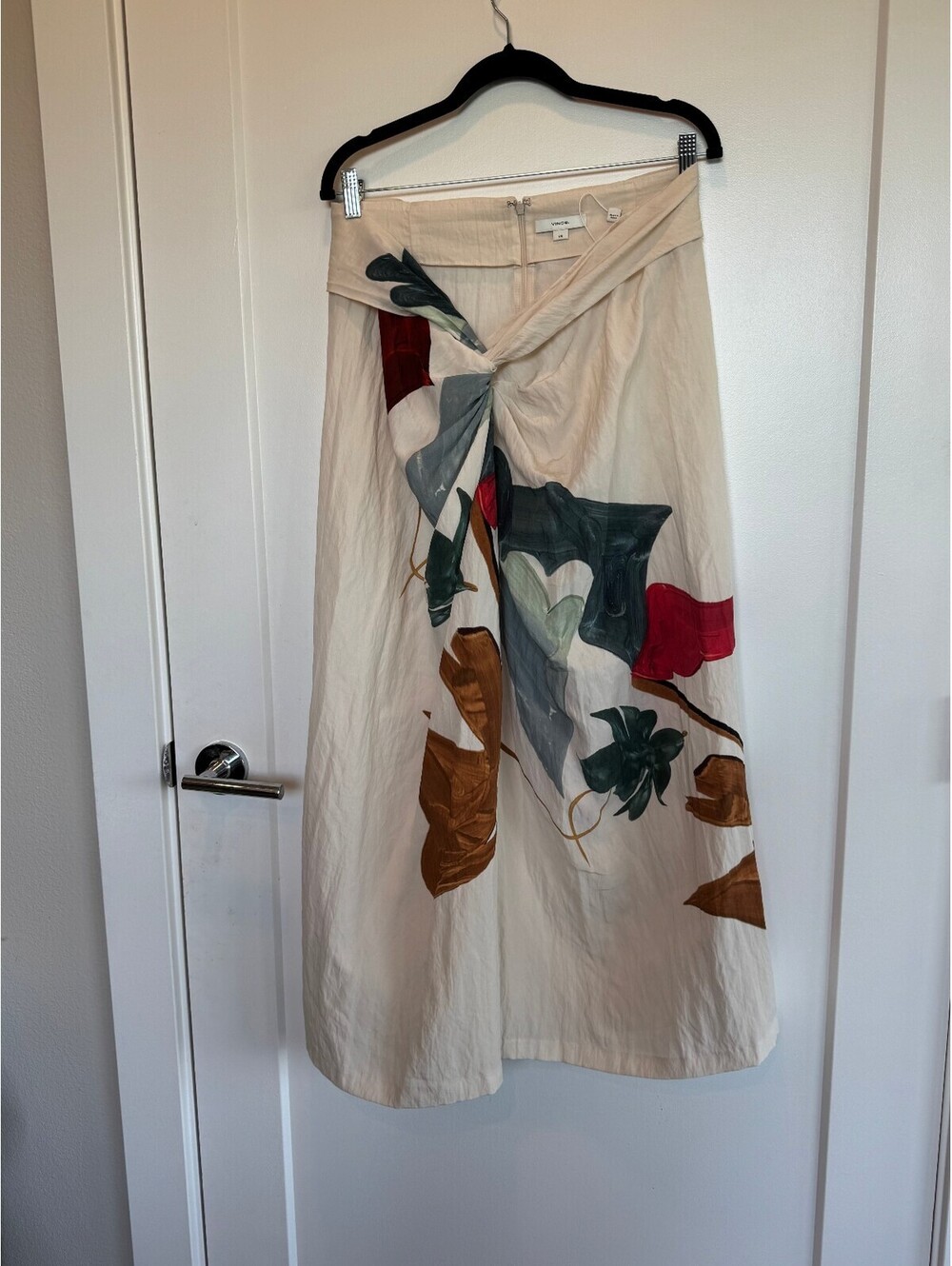 Vince Twist Knot Midi Skirt Size L Ivory Botanical Print Tencel Lyocell - Picture 3 of 6